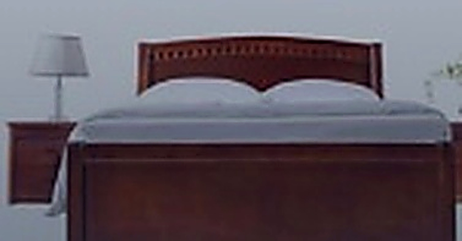 Bed Front